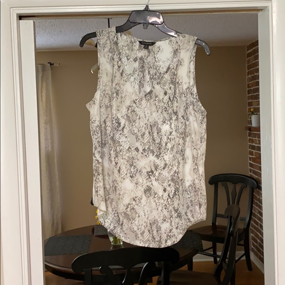 Women’s Banana Republic Sleeveless Blouse